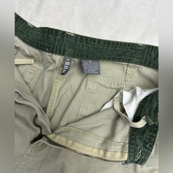 Vintage BUM Equipment Cargos - Picture 3 of 5